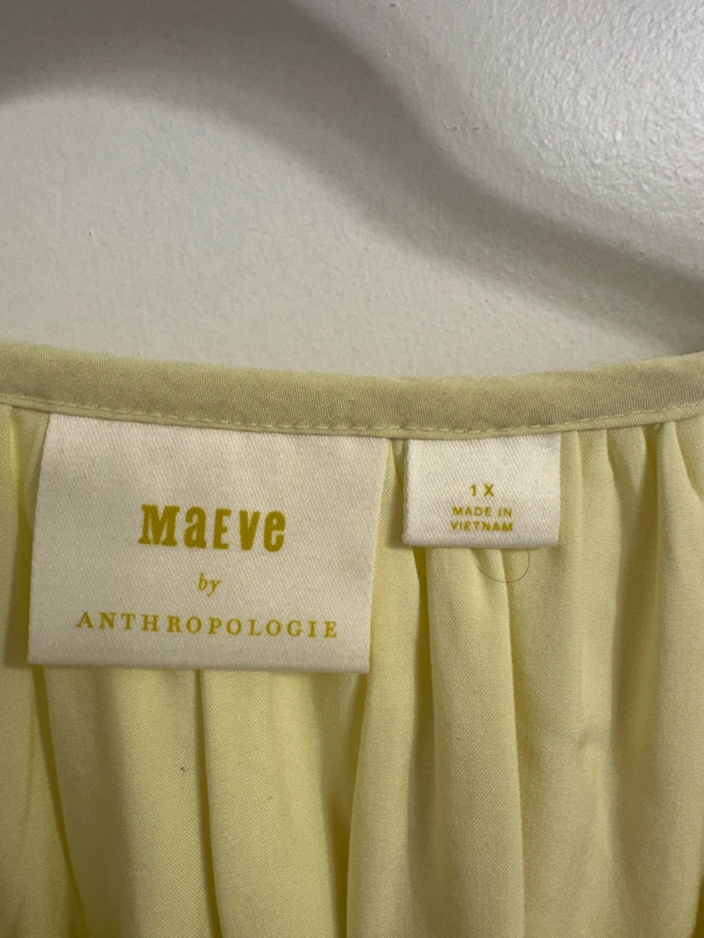 NWOT Women's Anthropologie Light Yellow Pleated Sleeve Balloon Blouse - Sz 1X - Picture 4 of 7